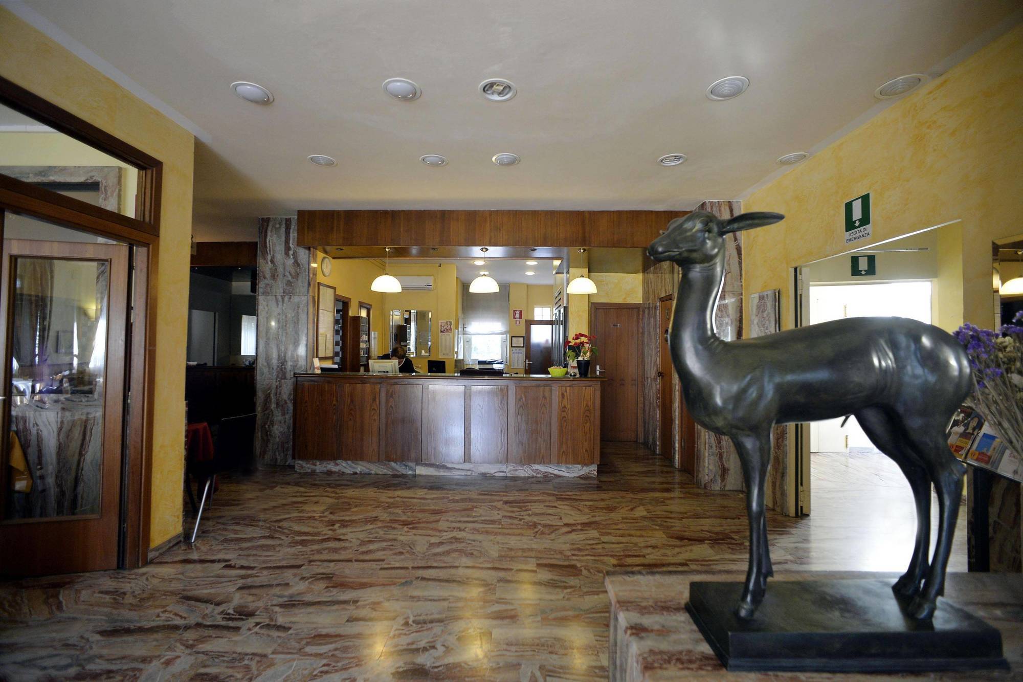 Hotel Corolle Firenze Esterno foto