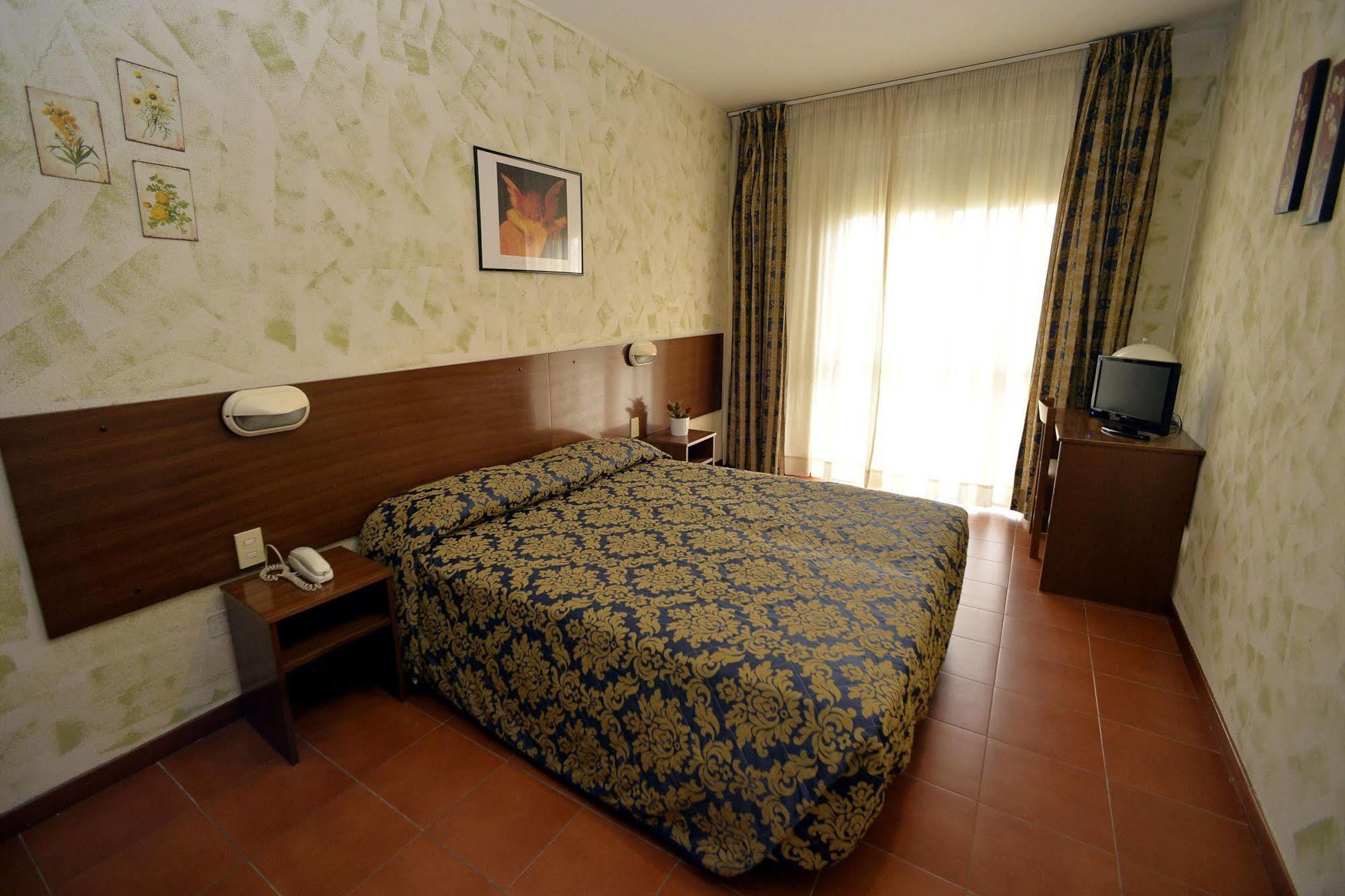 Hotel Corolle Firenze Esterno foto