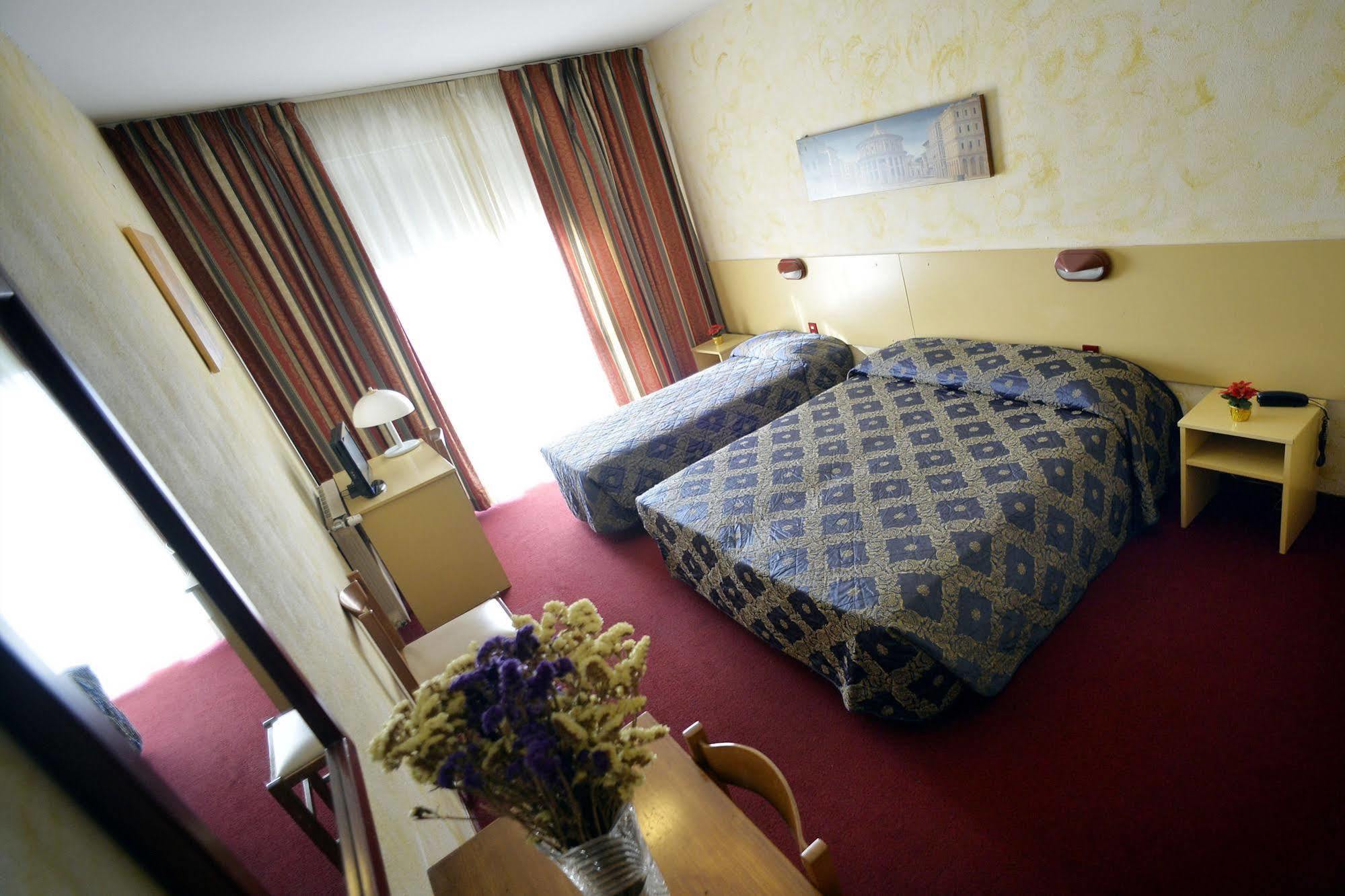Hotel Corolle Firenze Esterno foto