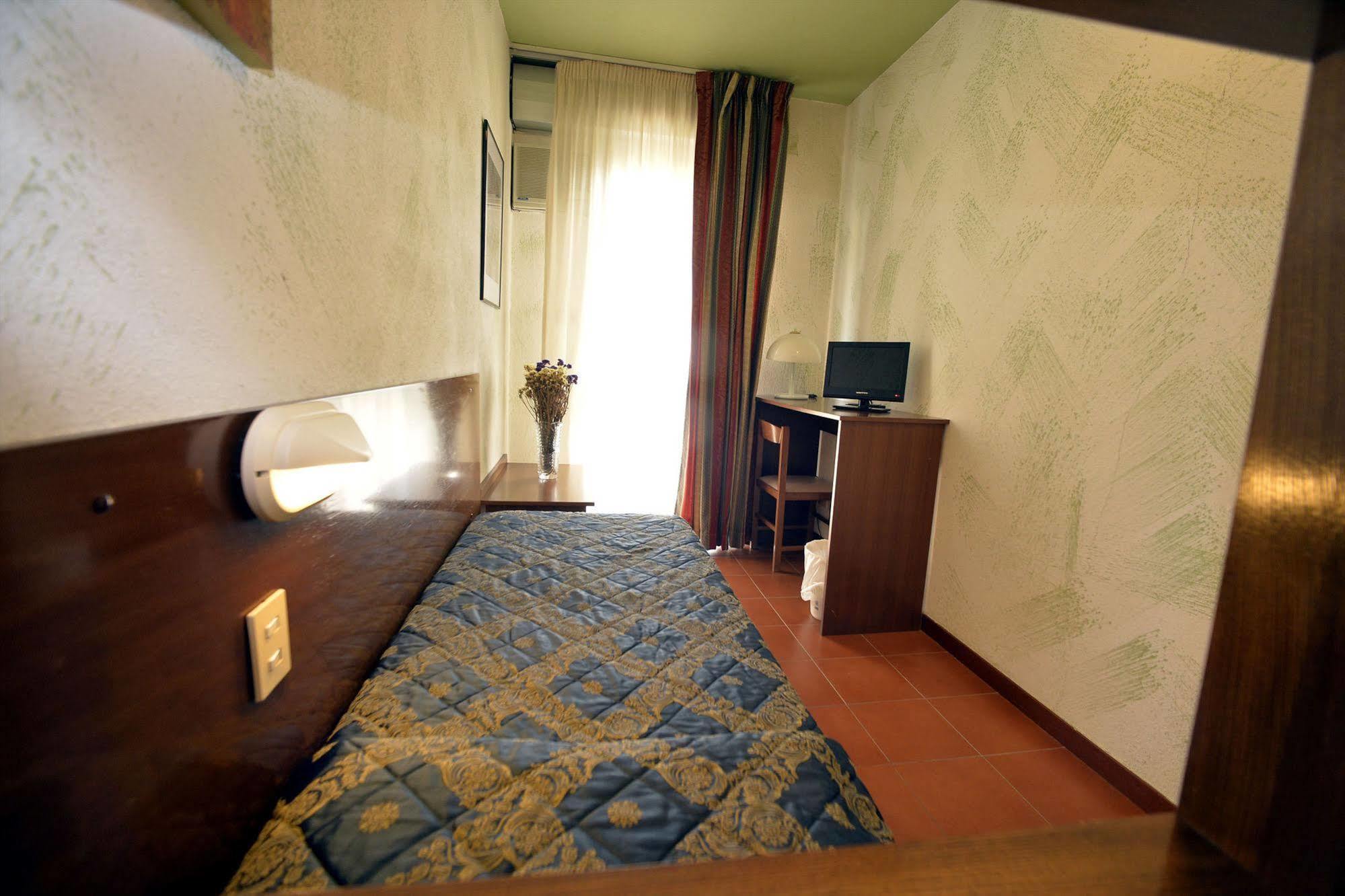 Hotel Corolle Firenze Esterno foto