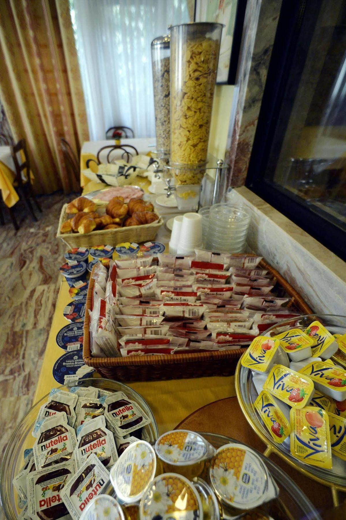 Hotel Corolle Firenze Esterno foto